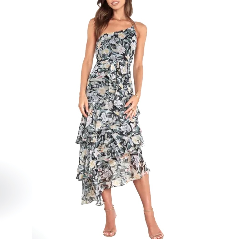 Petal & Pup Asymmetrical Floral Dress - Black and White